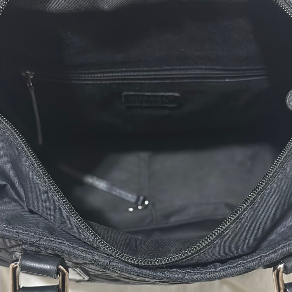 Chanel Authentic Nylon Paris New York Matrasse Coco Mark Tote Bag Black (VGUC) - Picture 11 of 16